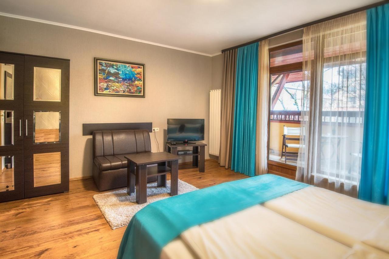 Armira Hotel